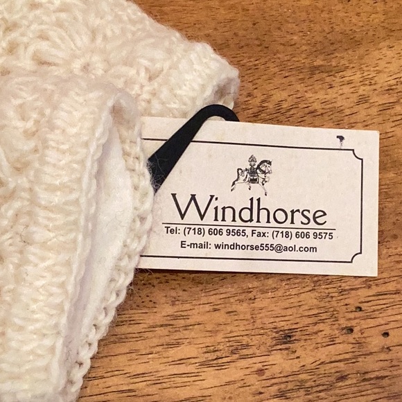 Wool Knit Fingerless Gloves - Picture 3 of 5